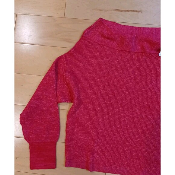 Women's Red Sweater - Picture 5 of 10